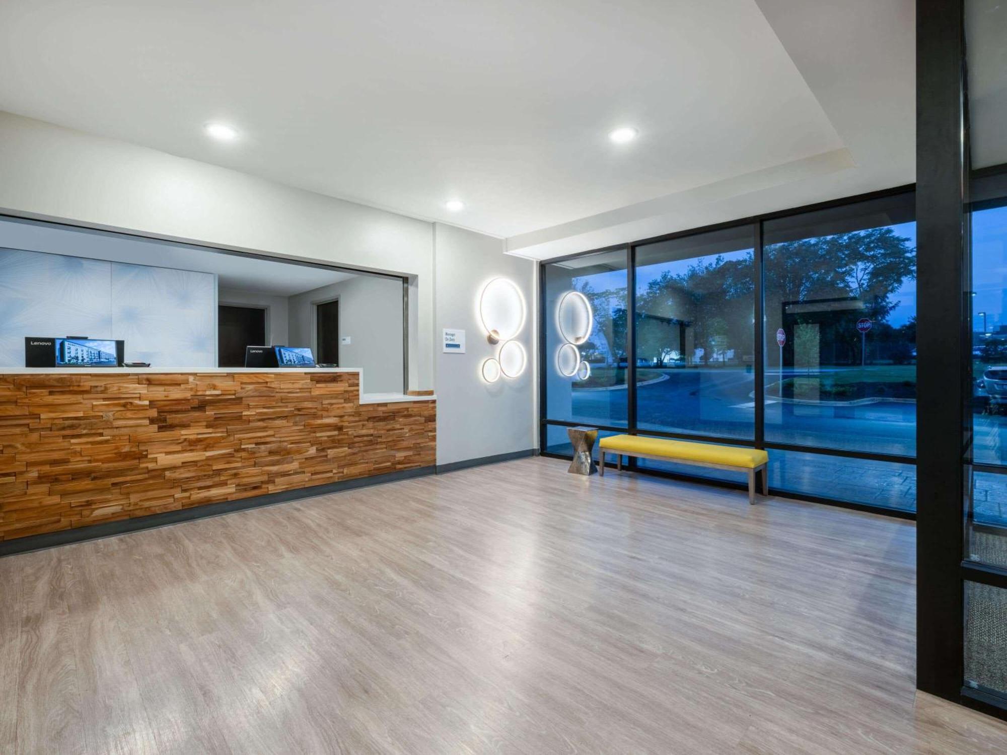Echo Suites Extended Stay By Wyndham Indianapolis Ameriplex Eksteriør bilde
