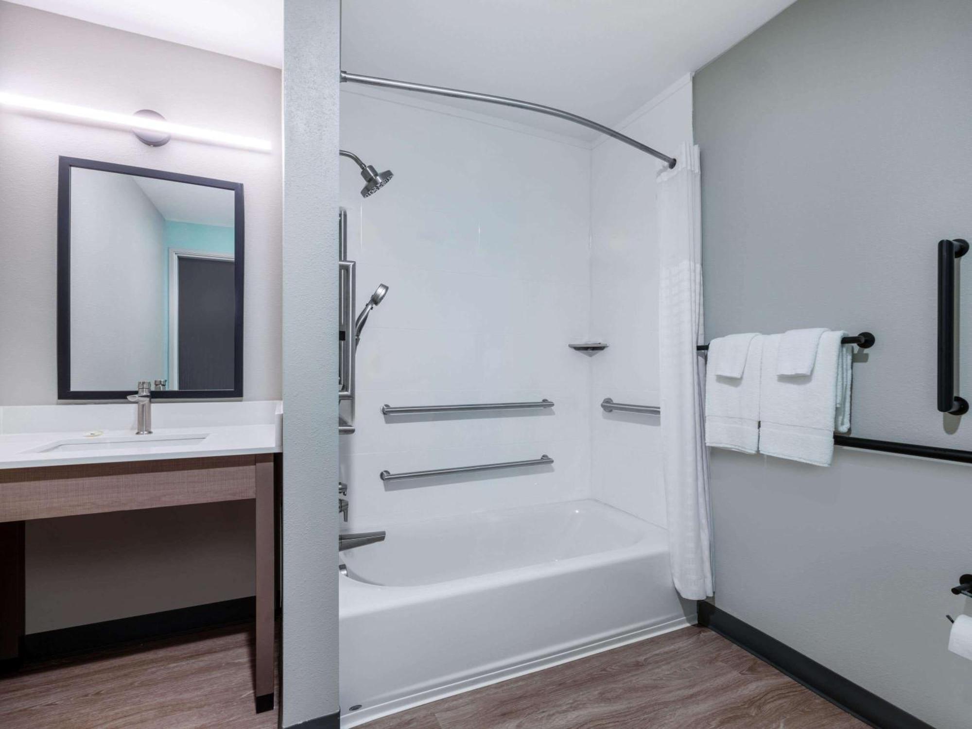 Echo Suites Extended Stay By Wyndham Indianapolis Ameriplex Eksteriør bilde